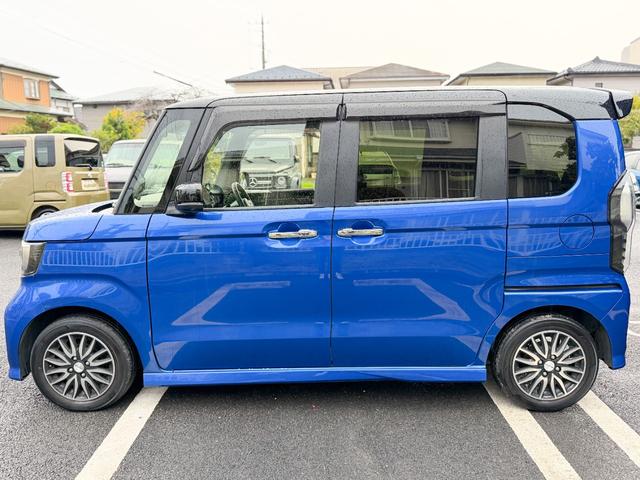 N-BOXカスタム G・Lホンダセンシング 青/黒ツートンカラー モデューロ14インチホイール 純正OP8インチインターナビ 地デジTV Bluetooth バックカメラ フルオートエアコン 両側パワースライドドア ビルトインETC クルコン(8枚目)