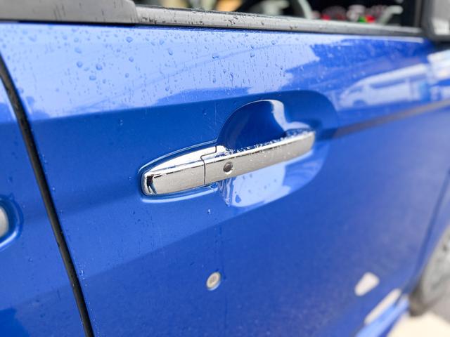 N-BOXカスタム G・Lホンダセンシング 青/黒ツートンカラー モデューロ14インチホイール 純正OP8インチインターナビ 地デジTV Bluetooth バックカメラ フルオートエアコン 両側パワースライドドア ビルトインETC クルコン(26枚目)