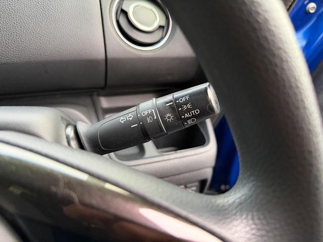 N-BOXカスタム G・Lホンダセンシング 青/黒ツートンカラー モデューロ14インチホイール 純正OP8インチインターナビ 地デジTV Bluetooth バックカメラ フルオートエアコン 両側パワースライドドア ビルトインETC クルコン(62枚目)