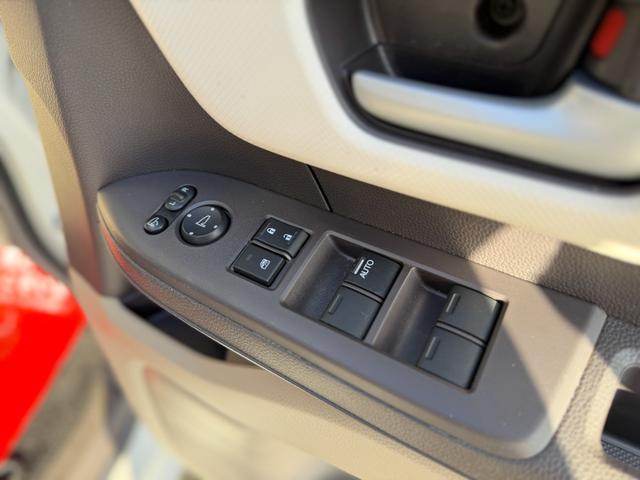N-BOX G・Lホンダセンシング 4WD 衝突軽減ブレーキ 誤発進抑制 車線逸脱センサ 禁煙車 両側パワースライドドア アダプティブクルーズコントロール シートヒーター 純正OPインターナビ Bluetooth バックカメラ ETC(66枚目)