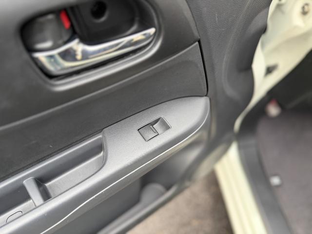 N-ONE G・Aパッケージ 全国対応1年保証付 禁煙車 衝突軽減ブレーキ 15インチアルミ フルオートエアコン 純正OPインターナビ 1セグTV Bluetooth アイドリングストップ ケンウッドドラレコ ブラックインテリア(36枚目)