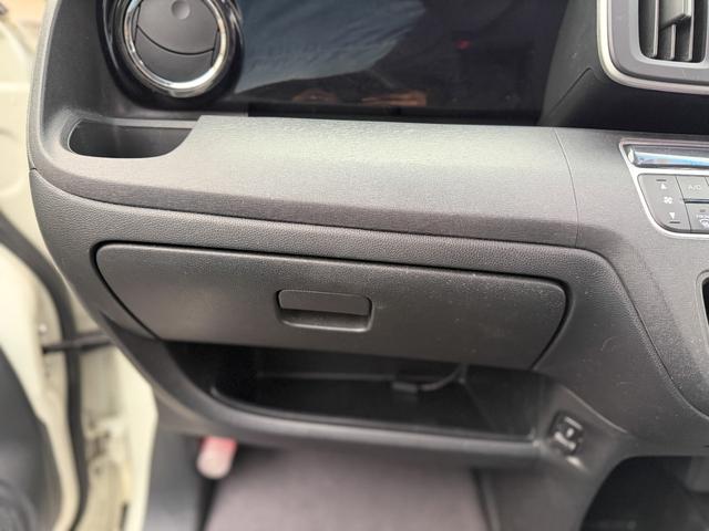 N-ONE G・Aパッケージ 全国対応1年保証付 禁煙車 衝突軽減ブレーキ 15インチアルミ フルオートエアコン 純正OPインターナビ 1セグTV Bluetooth アイドリングストップ ケンウッドドラレコ ブラックインテリア(40枚目)