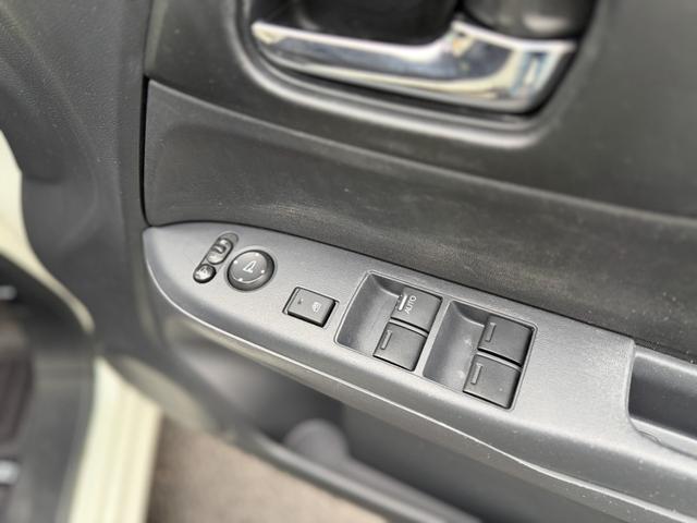 N-ONE G・Aパッケージ 全国対応1年保証付 禁煙車 衝突軽減ブレーキ 15インチアルミ フルオートエアコン 純正OPインターナビ 1セグTV Bluetooth アイドリングストップ ケンウッドドラレコ ブラックインテリア(59枚目)