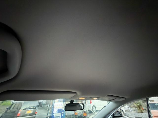 MPV 23C スポーティパッケージ Uスタイル 禁煙車 両側パワースライドドア 純正OPナビ バックカメラ HIDヘッドライト フォグ ミラーウインカー 17インチアルミ キーレス フルオートエアコン 8人乗り ブラックインテリア オットマン(32枚目)