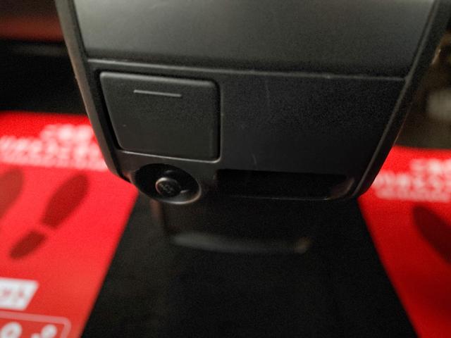 弊社は「完全予約制の自動車販売店」となりますのでご来店の際は「必ず」事前にご連絡下さい。事前の連絡なくご来店頂いた場合、基本的にご対応が出来ませんので予めご了承下さい。