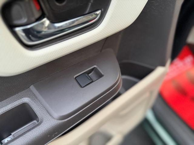 N-BOX G・Lターボホンダセンシング ターボ 衝突軽減ブレーキ 車線逸脱センサー 誤発進抑制 禁煙車 両側パワースライドドア 純正OPインターナビ 1セグTV Bluetooth バックカメラ パドルシフト ビルトインETC シートリフタ(39枚目)