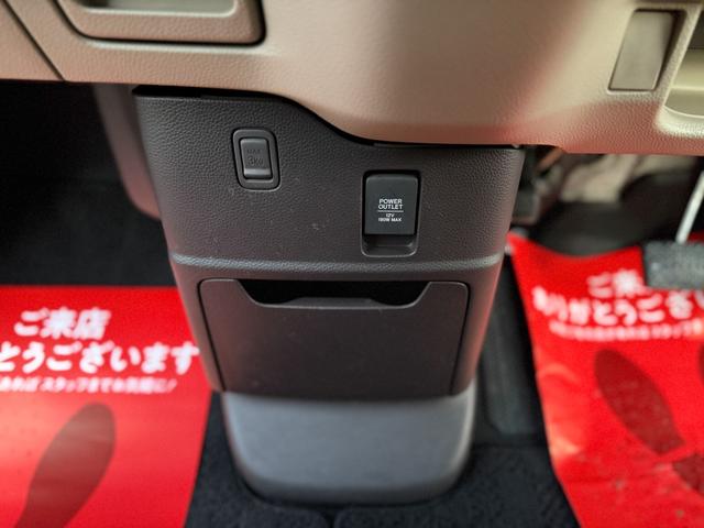 N-BOX G・Lターボホンダセンシング ターボ 衝突軽減ブレーキ 車線逸脱センサー 誤発進抑制 禁煙車 両側パワースライドドア 純正OPインターナビ 1セグTV Bluetooth バックカメラ パドルシフト ビルトインETC シートリフタ(52枚目)