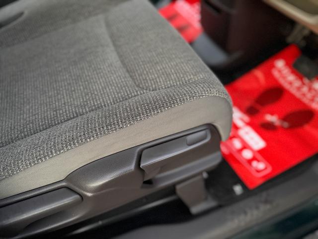 N-BOX G・Lターボホンダセンシング ターボ 衝突軽減ブレーキ 車線逸脱センサー 誤発進抑制 禁煙車 両側パワースライドドア 純正OPインターナビ 1セグTV Bluetooth バックカメラ パドルシフト ビルトインETC シートリフタ(64枚目)