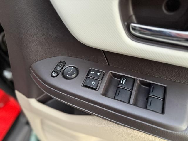 N-BOX G・Lターボホンダセンシング ターボ 衝突軽減ブレーキ 車線逸脱センサー 誤発進抑制 禁煙車 両側パワースライドドア 純正OPインターナビ 1セグTV Bluetooth バックカメラ パドルシフト ビルトインETC シートリフタ(66枚目)