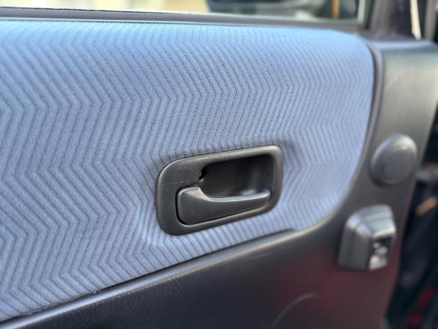 バモス 　Ｍ　禁煙車　両側スライドドア　純正ＯＰナビ　１セグＴＶ　エアコン　キーレス　ヘッドライトレベライザー　ＥＴＣ　４ナンバーバン登録　パワーウインドー　フルフラット　ＡＴ　集中ドアロック　グレーインテリア（35枚目）