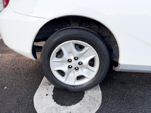 自動車でお越しになる場合は　ナビで　神奈川県厚木市岡田４－２１－１　を検索　オシャレなブラックのコンテナが４棟並んでいる新築のガレージになります。シャッターもありますのでセキュリティーも万全です。