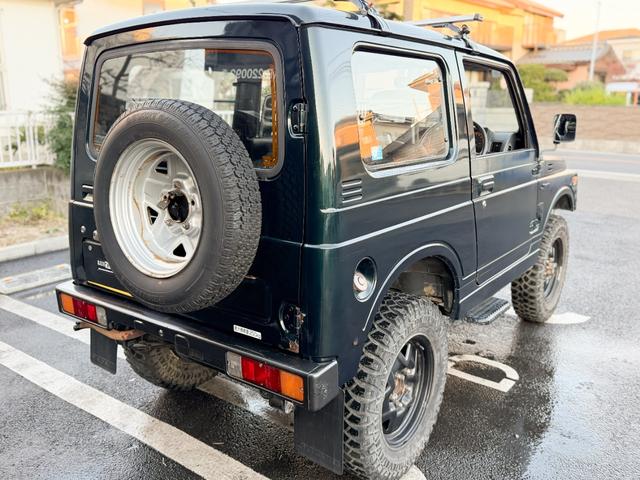 ジムニー ワイルドウインドリミテッド　ターボ　４ＷＤ　ＡＴ　ＬＴゴツゴツタイヤ　４ナンバー構造変更車　公認リフトアップ　ショートバンパー　ＡＭＦデッキ　デフロック　ルーフキャリア　レザー調シートカバー　エアコン　パナソニックＥＴＣ（13枚目）