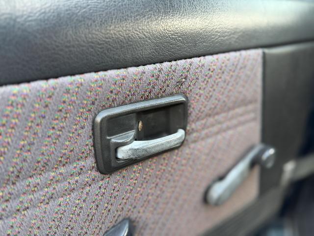 ジムニー ワイルドウインドリミテッド　ターボ　４ＷＤ　ＡＴ　ＬＴゴツゴツタイヤ　４ナンバー構造変更車　公認リフトアップ　ショートバンパー　ＡＭＦデッキ　デフロック　ルーフキャリア　レザー調シートカバー　エアコン　パナソニックＥＴＣ（40枚目）