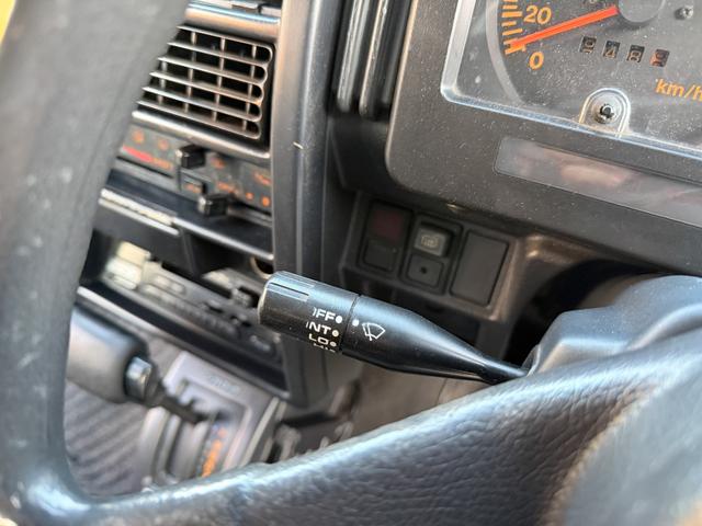 ジムニー ワイルドウインドリミテッド　ターボ　４ＷＤ　ＡＴ　ＬＴゴツゴツタイヤ　４ナンバー構造変更車　公認リフトアップ　ショートバンパー　ＡＭＦデッキ　デフロック　ルーフキャリア　レザー調シートカバー　エアコン　パナソニックＥＴＣ（55枚目）