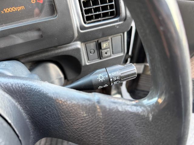 ジムニー ワイルドウインドリミテッド　ターボ　４ＷＤ　ＡＴ　ＬＴゴツゴツタイヤ　４ナンバー構造変更車　公認リフトアップ　ショートバンパー　ＡＭＦデッキ　デフロック　ルーフキャリア　レザー調シートカバー　エアコン　パナソニックＥＴＣ（56枚目）