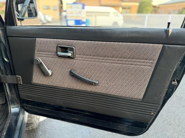 ジムニー ワイルドウインドリミテッド　ターボ　４ＷＤ　ＡＴ　ＬＴゴツゴツタイヤ　４ナンバー構造変更車　公認リフトアップ　ショートバンパー　ＡＭＦデッキ　デフロック　ルーフキャリア　レザー調シートカバー　エアコン　パナソニックＥＴＣ（63枚目）