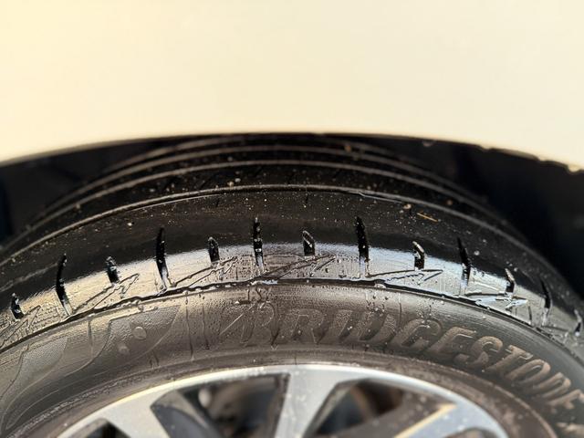 アルファード ２．５Ｇ　全国対応１年保証付　禁煙車　アルパイン１１インチビッグＸナビ　Ｂｌｕｅｔｏｏｔｈ　地デジＴＶ　バックカメラ　プリクラ　両側パワスラ　ビルトインＥＴＣ　ハーフレザーシート　ＬＥＤヘッド　ＬＥＤフォグ（22枚目）