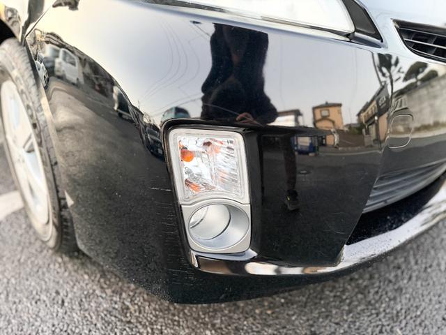 プリウス Ｓ　禁煙車　純正ＯＰメモリーナビ　１セグＴＶ　バックカメラ　フルオートエアコン　電動格納ミラー　ビルトインＥＴＣ　ヘッドライトレベライザー　シートリフター　ミラーウインカー　グレーインテリア　ステリモ（29枚目）