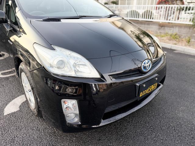 プリウス Ｓ　禁煙車　純正ＯＰメモリーナビ　１セグＴＶ　バックカメラ　フルオートエアコン　電動格納ミラー　ビルトインＥＴＣ　ヘッドライトレベライザー　シートリフター　ミラーウインカー　グレーインテリア　ステリモ（31枚目）