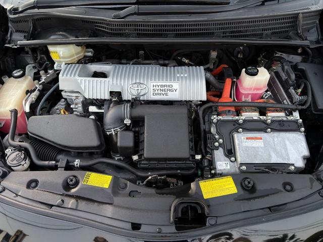 プリウス Ｓ　禁煙車　純正ＯＰメモリーナビ　１セグＴＶ　バックカメラ　フルオートエアコン　電動格納ミラー　ビルトインＥＴＣ　ヘッドライトレベライザー　シートリフター　ミラーウインカー　グレーインテリア　ステリモ（32枚目）