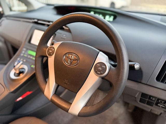 プリウス Ｓ　禁煙車　純正ＯＰメモリーナビ　１セグＴＶ　バックカメラ　フルオートエアコン　電動格納ミラー　ビルトインＥＴＣ　ヘッドライトレベライザー　シートリフター　ミラーウインカー　グレーインテリア　ステリモ（52枚目）