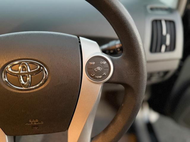 プリウス Ｓ　禁煙車　純正ＯＰメモリーナビ　１セグＴＶ　バックカメラ　フルオートエアコン　電動格納ミラー　ビルトインＥＴＣ　ヘッドライトレベライザー　シートリフター　ミラーウインカー　グレーインテリア　ステリモ（54枚目）