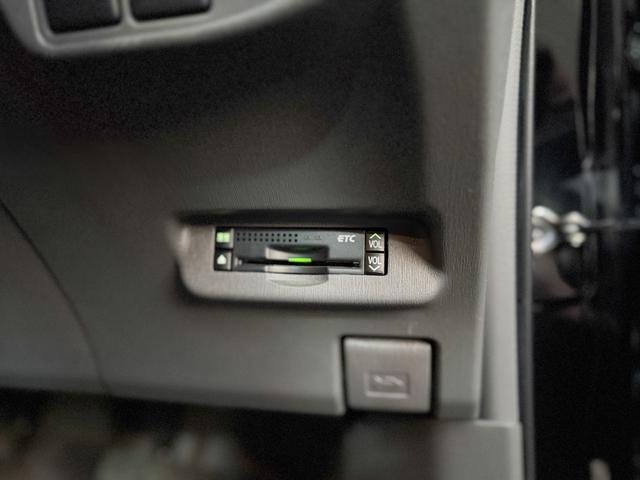 プリウス Ｓ　禁煙車　純正ＯＰメモリーナビ　１セグＴＶ　バックカメラ　フルオートエアコン　電動格納ミラー　ビルトインＥＴＣ　ヘッドライトレベライザー　シートリフター　ミラーウインカー　グレーインテリア　ステリモ（57枚目）