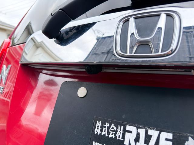 N-ONE ツアラー・Lパッケージ 禁煙車 HIDヘッド 14インチアルミ ターボ パドルシフト 純正OPインターナビ バックカメラ 前後ドライブレコーダー ブラックインテリア シートリフター フルオートエアコン カーテンエアバッグ(17枚目)