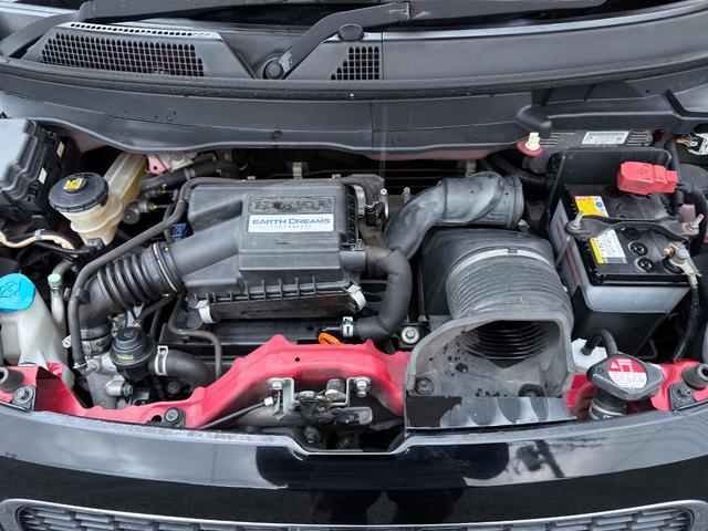 N-ONE ツアラー・Lパッケージ 禁煙車 HIDヘッド 14インチアルミ ターボ パドルシフト 純正OPインターナビ バックカメラ 前後ドライブレコーダー ブラックインテリア シートリフター フルオートエアコン カーテンエアバッグ(30枚目)