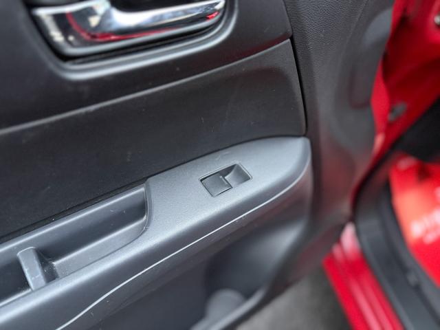 N-ONE ツアラー・Lパッケージ 禁煙車 HIDヘッド 14インチアルミ ターボ パドルシフト 純正OPインターナビ バックカメラ 前後ドライブレコーダー ブラックインテリア シートリフター フルオートエアコン カーテンエアバッグ(36枚目)