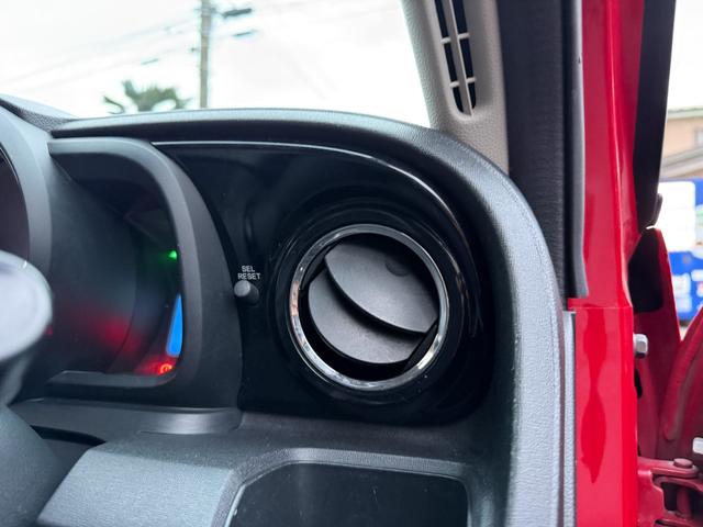 N-ONE ツアラー・Lパッケージ 禁煙車 HIDヘッド 14インチアルミ ターボ パドルシフト 純正OPインターナビ バックカメラ 前後ドライブレコーダー ブラックインテリア シートリフター フルオートエアコン カーテンエアバッグ(56枚目)