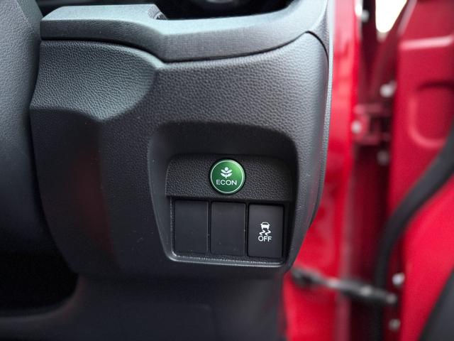 N-ONE ツアラー・Lパッケージ 禁煙車 HIDヘッド 14インチアルミ ターボ パドルシフト 純正OPインターナビ バックカメラ 前後ドライブレコーダー ブラックインテリア シートリフター フルオートエアコン カーテンエアバッグ(57枚目)