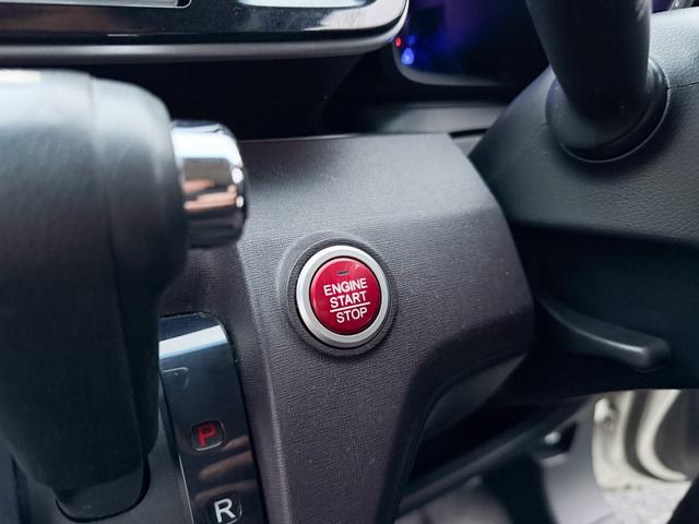 Ｎ－ＯＮＥ プレミアム　ツアラー・Ｌパッケージ　禁煙車　ターボ　パドルシフト　純正１５インチアルミ　ＨＩＤヘッド　フォグ　純正ＯＰインターナビ　１セグＴＶ　バックカメラ　フルオートエアコン　スマートキー　プッシュスタート　クルーズコントロール（54枚目）