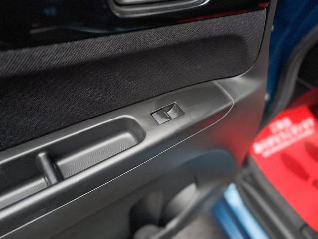 Ｎ－ＢＯＸカスタム Ｇ　ＳＳパッケージ　禁煙車　パイオニアメモリーナビ　１セグＴＶ　バックカメラ　両側パワースライドドア　純正ＨＩＤヘッドライト　ミラーウインカー　１４インチアルミ　シートリフター　ブラックインテリア　アイドリングストップ（40枚目）