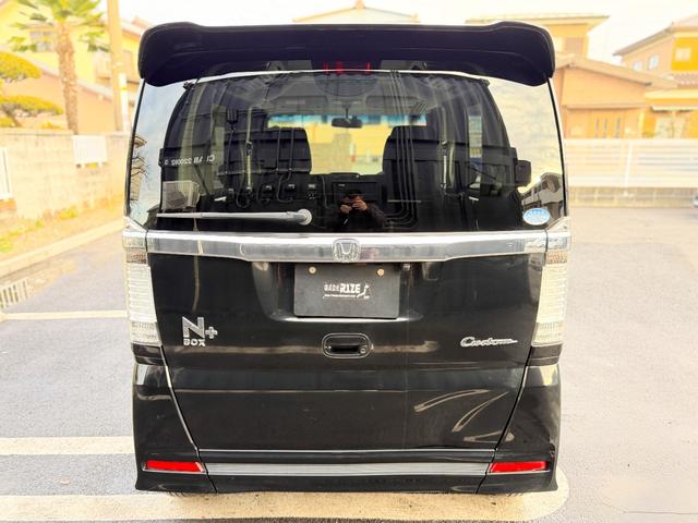 Ｎ－ＢＯＸ＋カスタム Ｇ・ターボパッケージ　禁煙車　地デジＴＶ　バックカメラ　両側パワースライドドア　ターボ　パドルシフト　クルーズコントロール　オートライト　フルエアロ　１４インチアルミ　フォグ　ブラックインテリア　荷台フルフラット（7枚目）