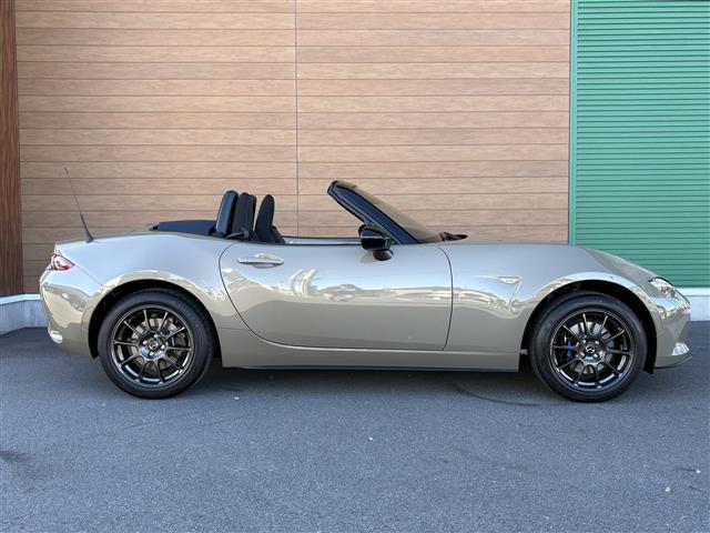 ロードスター 990S /ワンオーナー/F6マニュアル/i-ACTIVESENSE/純正RAYS製鍛造16インチAW/Brenboキャリパー/純正オーディオ/クリアランスソナー/キーレス/LEDライト/BSM/レーンアシスト(5枚目)