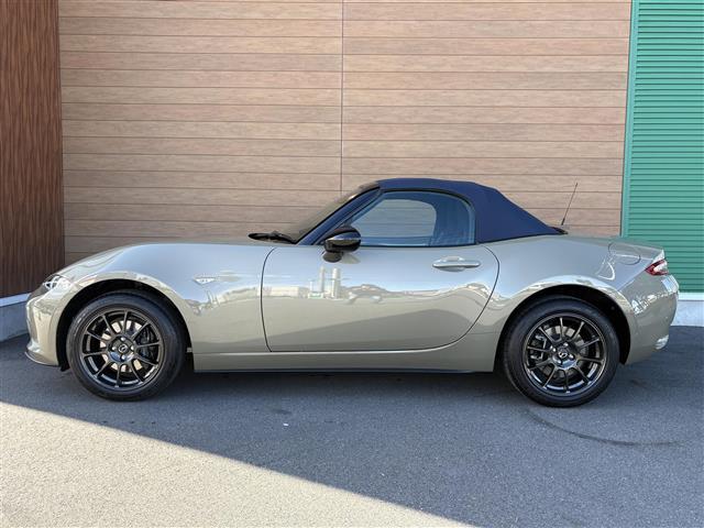 ロードスター 990S /ワンオーナー/F6マニュアル/i-ACTIVESENSE/純正RAYS製鍛造16インチAW/Brenboキャリパー/純正オーディオ/クリアランスソナー/キーレス/LEDライト/BSM/レーンアシスト(23枚目)