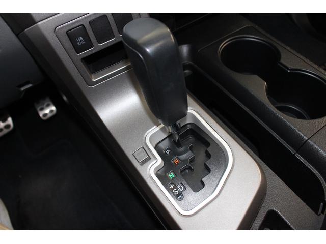 クルーマックス SR5 ALPINEナビ/ALPINE後席モニター/サンルーフ/ラインエックス塗装/トノカバー/アシャンティ20インチアルミ/ベッドライナー/ビルシュタインサス/リフトアップ/オーバーフェンダー/4WD/(71枚目)