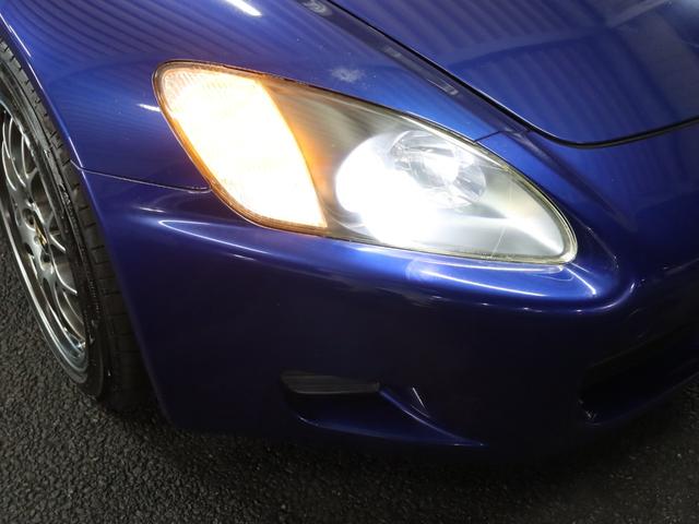 Ｓ２０００ ベースグレード　ＢＢＳ１７インチアルミＲＧ－Ｒ／禁煙車／社外マフラー／ハーフレザーシート／キーレスエントリー／ＨＩＤヘッドライト／電動ソフトトップ／革巻きステアリングホイール／ＳＲＳエアバッグ／リモコンキー（21枚目）