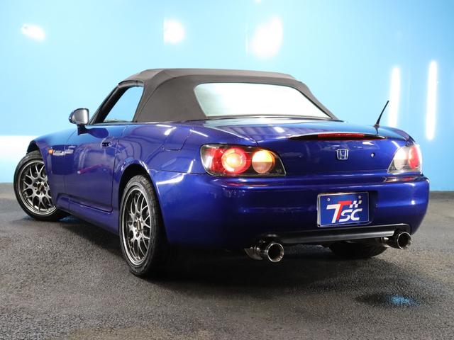 Ｓ２０００ ベースグレード　ＢＢＳ１７インチアルミＲＧ－Ｒ／禁煙車／社外マフラー／ハーフレザーシート／キーレスエントリー／ＨＩＤヘッドライト／電動ソフトトップ／革巻きステアリングホイール／ＳＲＳエアバッグ／リモコンキー（27枚目）