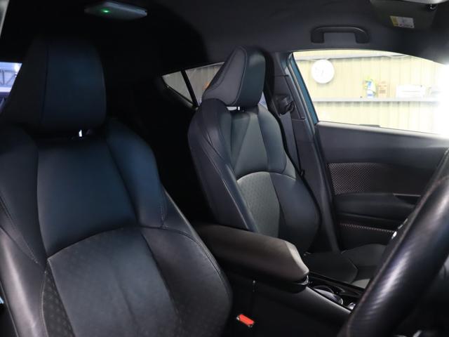 Ｃ－ＨＲ Ｇ　禁煙車／ＴＲＤフルエアロ／Ｃ－ＨＲロゴ入りヘッドライト／革シート／バックカメラ／純正９インチナビ／ドライブレコーダー／セーフティセンスＰ／シートヒーター／純正１８インチＡＷ／ＥＴＣ２．０／フルセグ（7枚目）