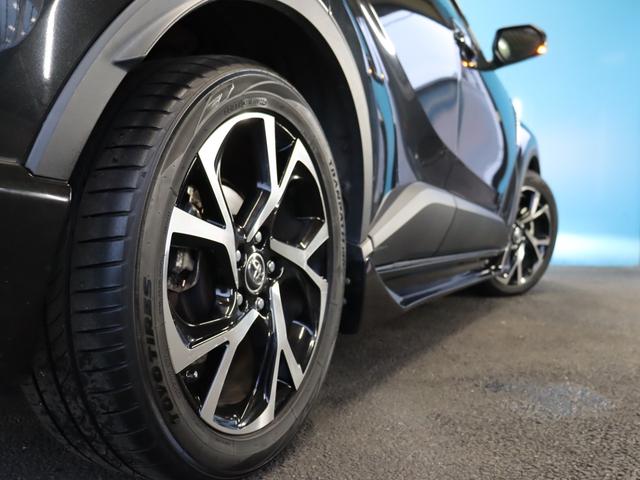 Ｃ－ＨＲ Ｇ　禁煙車／ＴＲＤフルエアロ／Ｃ－ＨＲロゴ入りヘッドライト／革シート／バックカメラ／純正９インチナビ／ドライブレコーダー／セーフティセンスＰ／シートヒーター／純正１８インチＡＷ／ＥＴＣ２．０／フルセグ（14枚目）