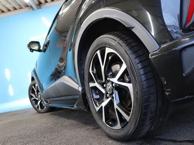 Ｃ－ＨＲ Ｇ　禁煙車／ＴＲＤフルエアロ／Ｃ－ＨＲロゴ入りヘッドライト／革シート／バックカメラ／純正９インチナビ／ドライブレコーダー／セーフティセンスＰ／シートヒーター／純正１８インチＡＷ／ＥＴＣ２．０／フルセグ（25枚目）