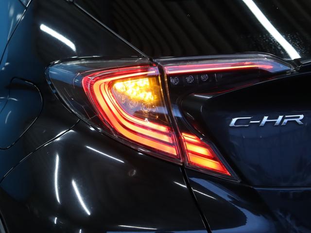 Ｃ－ＨＲ Ｇ　禁煙車／ＴＲＤフルエアロ／Ｃ－ＨＲロゴ入りヘッドライト／革シート／バックカメラ／純正９インチナビ／ドライブレコーダー／セーフティセンスＰ／シートヒーター／純正１８インチＡＷ／ＥＴＣ２．０／フルセグ（27枚目）