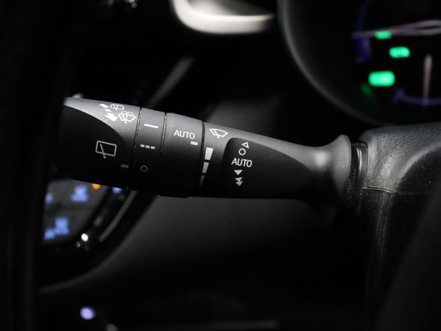 Ｃ－ＨＲ Ｇ　禁煙車／ＴＲＤフルエアロ／Ｃ－ＨＲロゴ入りヘッドライト／革シート／バックカメラ／純正９インチナビ／ドライブレコーダー／セーフティセンスＰ／シートヒーター／純正１８インチＡＷ／ＥＴＣ２．０／フルセグ（51枚目）