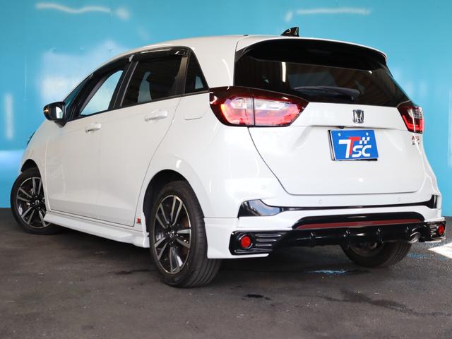 フィット ｅ：ＨＥＶ　ＲＳ　無限フルエアロ／９インチホンダコネクトディスプレイ／禁煙／ハーフレザーシート／衝突軽減ブレーキ／アダプティブクルーズ／バックカメラ／ＬＥＤヘッドランプ／（18枚目）