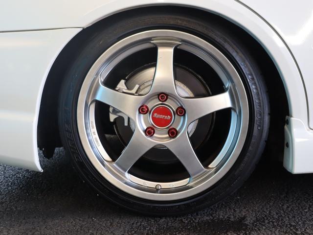 アルテッツァ ＲＳ２００　クオリタート　タイベル交換済／エクセーヌシートセット／フジツボ製純正マフラー／禁煙／ＴＥＩＮ車高調／クスコタワーバー／ナビ／Ｂｌｕｅｔｏｏｔｈ／フルセグ／ＨＩＤヘッドライト／パワーシート／ハーフレザーシート／ＥＴＣ（21枚目）