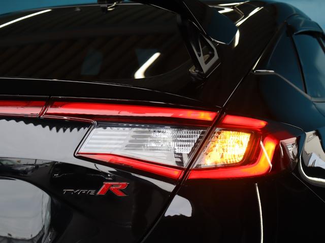 シビック タイプR 禁煙/HondaLogR/ホンダセンシング/ブレンボレッドキャリパー/大型ウィング/ドライブレコーダー前後/ETC/純正19インチアルミホイール/アダプティブクルーズコントロール/Bluetooth(40枚目)