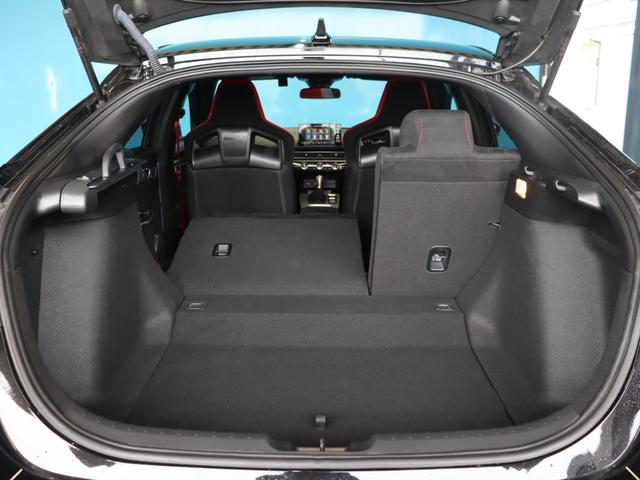 シビック タイプR 禁煙/HondaLogR/ホンダセンシング/ブレンボレッドキャリパー/大型ウィング/ドライブレコーダー前後/ETC/純正19インチアルミホイール/アダプティブクルーズコントロール/Bluetooth(61枚目)