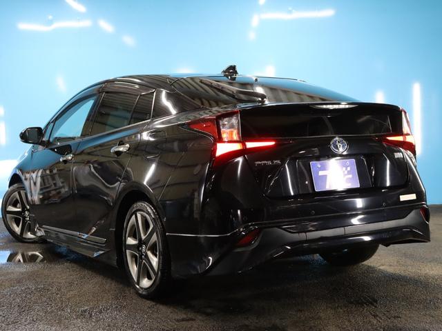 TOYOTA PRIUS A TOURING SELECTION
